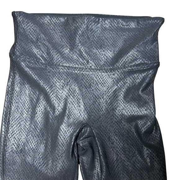 Spanx Faux Leather Matte Snake Leggings Small High Waist Compression - Picture 5 of 16